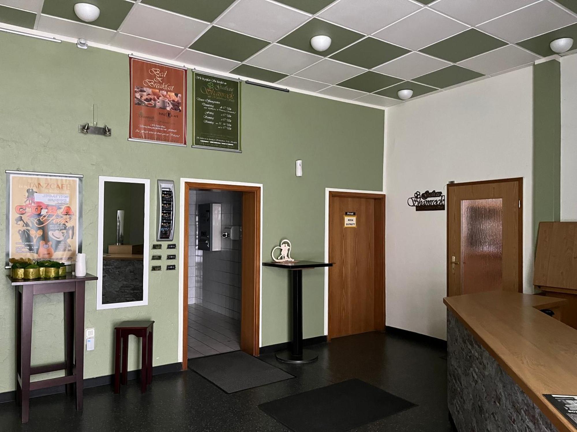 Pension Gasthaus Schuetzenhaus Waldenburg  Extérieur photo